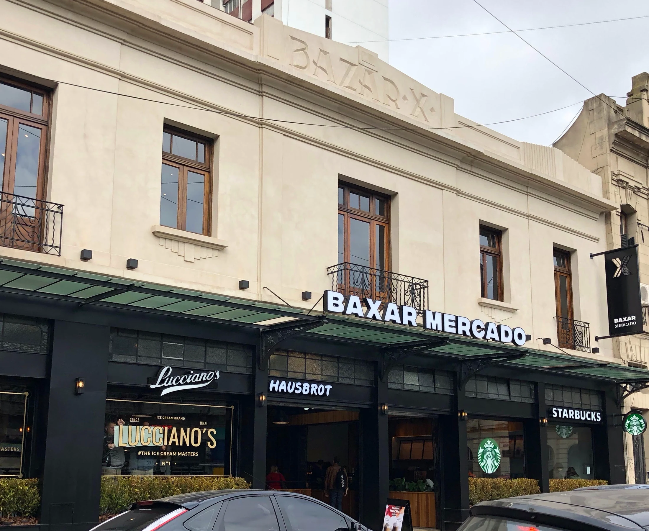 Baxar Mercado, obra comercial